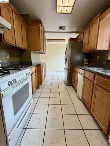 14631 Rollins St, San Leandro, California 94579