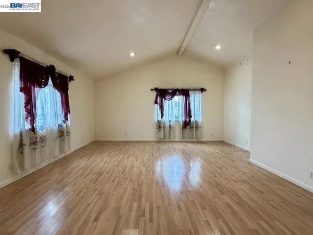14631 Rollins St, San Leandro, California 94579