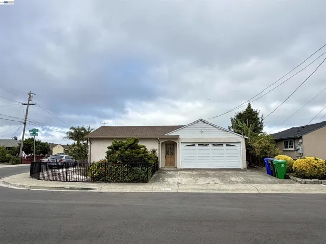 14631 Rollins St, San Leandro, California 94579