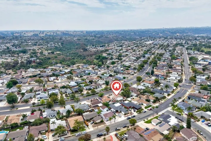 5422 Waring, San Diego, California 92120