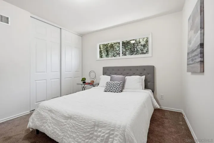 5422 Waring, San Diego, California 92120