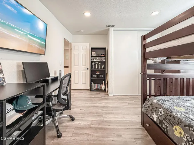 hBedroom2-2