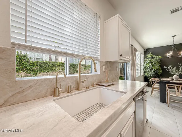 cKitchen and Dining6