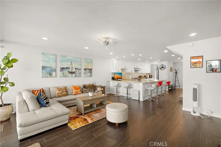 3953 Aladdin, Huntington Beach, California 92649
