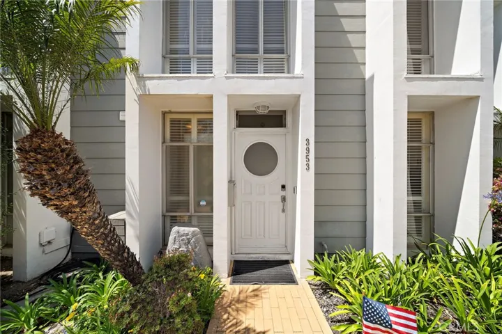 3953 Aladdin, Huntington Beach, California 92649
