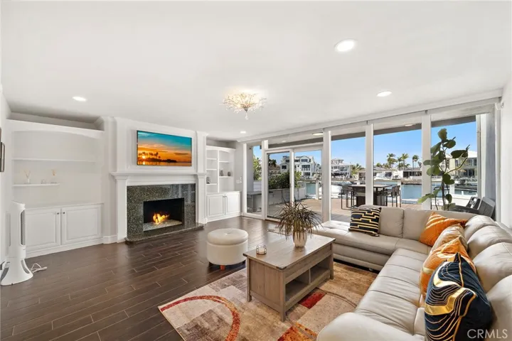 3953 Aladdin, Huntington Beach, California 92649