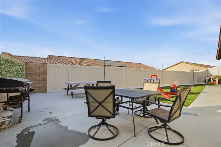 Side patio
