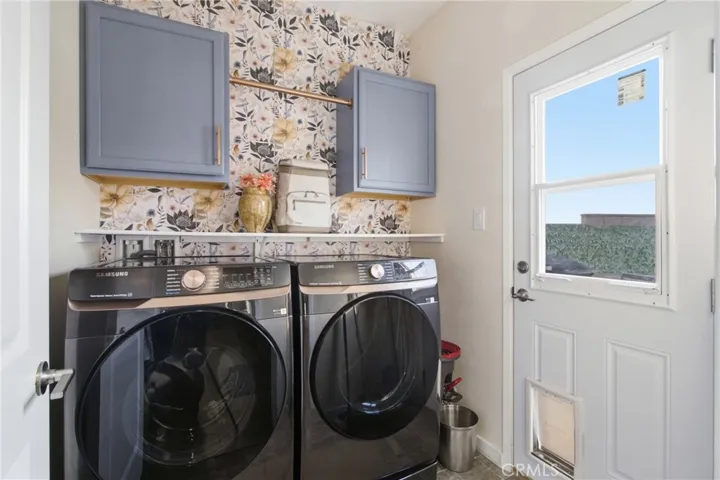 Laundry Room/ Side access door