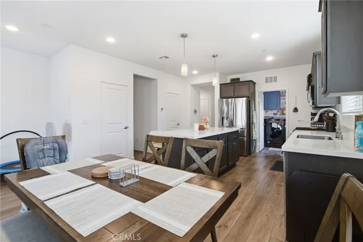 Dining/Kitchen