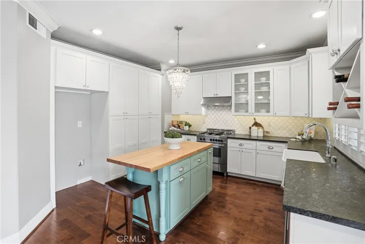 5816 E Indigo Court, Orange, California 92869