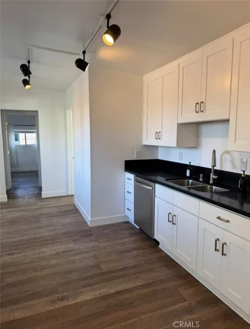 919 N Herrin, Manhattan Beach, California 90266