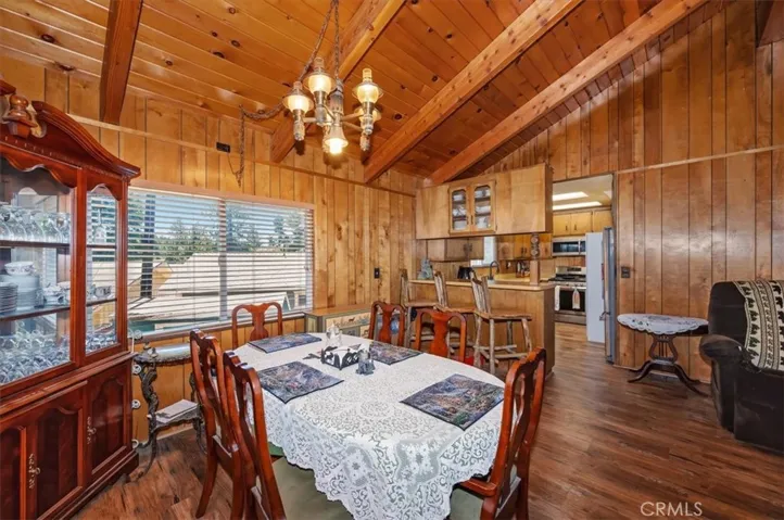 31175 All View, Running Springs, California 92382