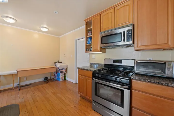 3521 Pierson Street, Oakland, California 94619
