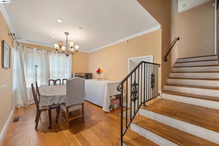 3521 Pierson Street, Oakland, California 94619