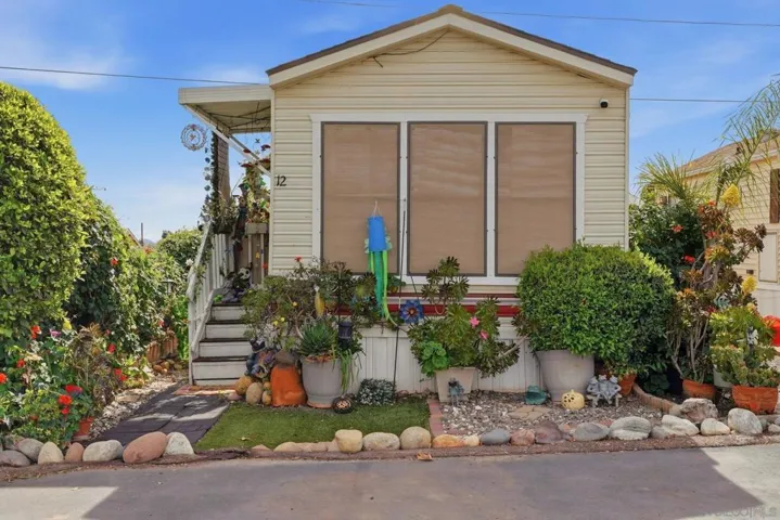 2030 Black Canyon Rd Spc 12, Ramona, California 92065