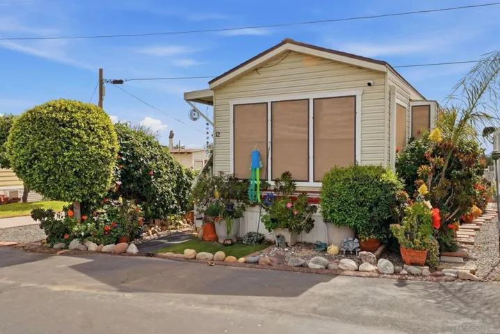 2030 Black Canyon Rd Spc 12, Ramona, California 92065