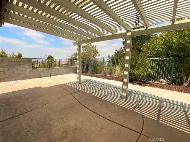 7142 Hidden Court, Highland, California 92346