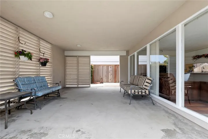 16391 Maruffa Circle, Huntington Beach, California 92649