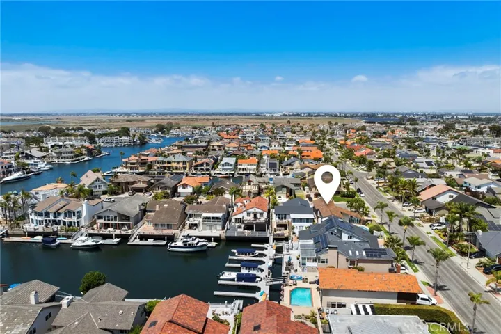 16391 Maruffa Circle, Huntington Beach, California 92649