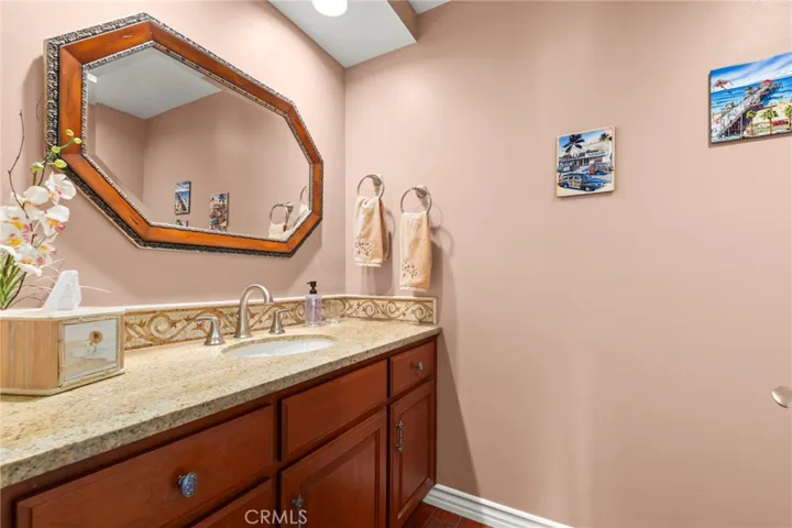 16391 Maruffa Circle, Huntington Beach, California 92649