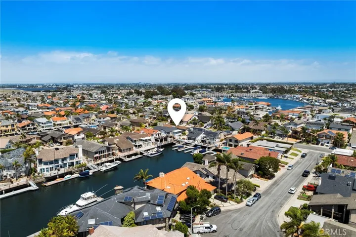 16391 Maruffa Circle, Huntington Beach, California 92649