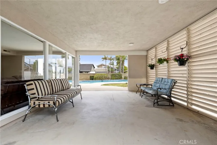 16391 Maruffa Circle, Huntington Beach, California 92649