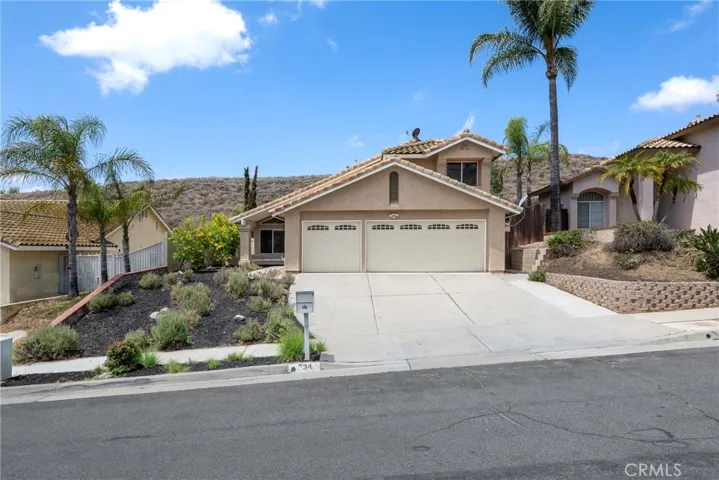 734 Morita, Corona, California 92879