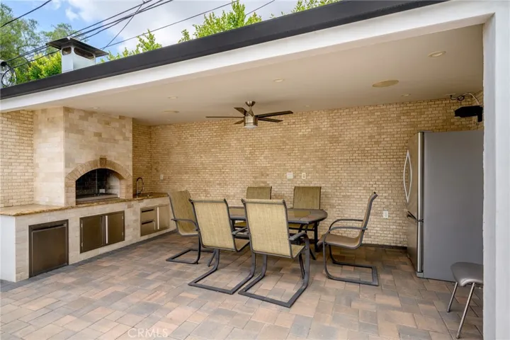 7851 Mary Ellen Avenue, North Hollywood, California 91605