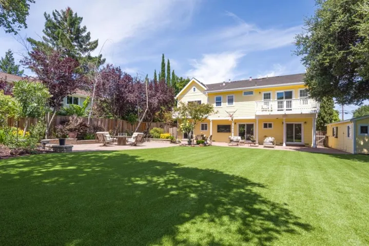 49 W Summit Drive, Redwood City, California 94062