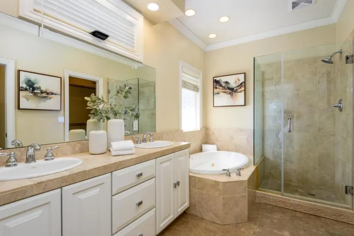 49 W Summit Drive, Redwood City, California 94062