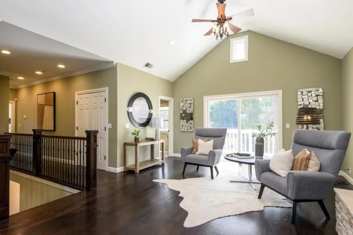 49 W Summit Drive, Redwood City, California 94062
