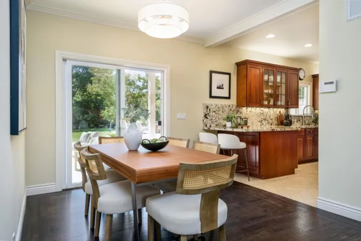 49 W Summit Drive, Redwood City, California 94062