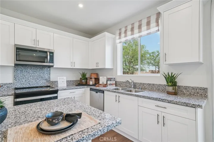 MODEL HOME