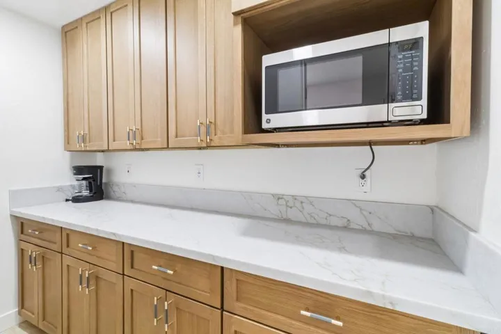 1329 Park Hill Lane, Escondido, California 92025
