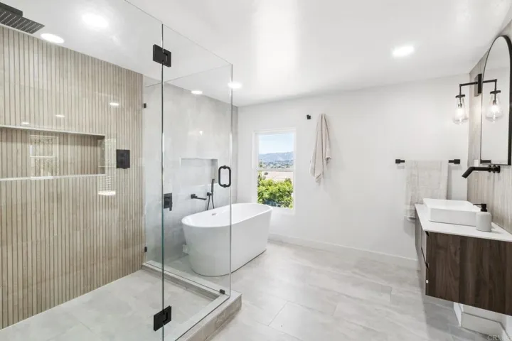 1329 Park Hill Lane, Escondido, California 92025