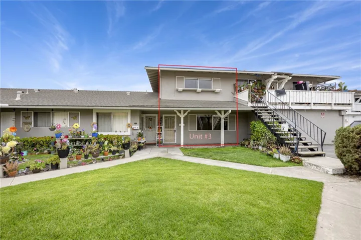 16721 Bartlett 3, Huntington Beach, California 92647
