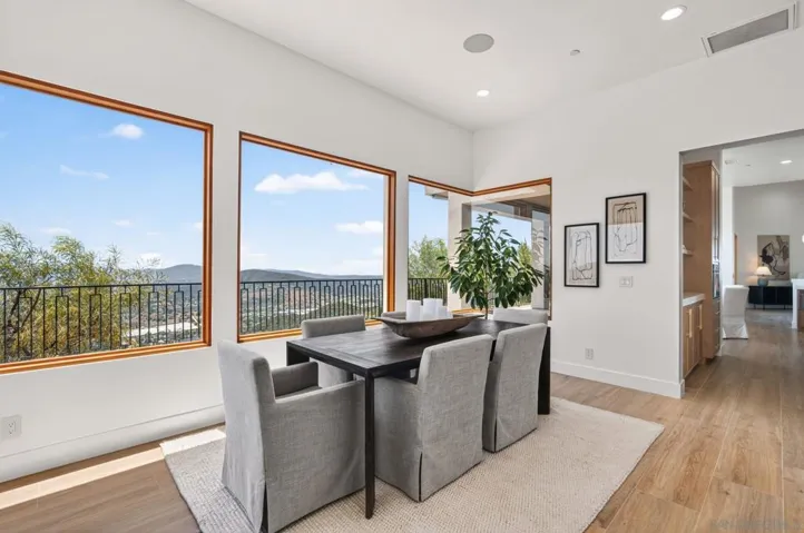 2297 Sunshine Mountain Rd, San Marcos, California 92069