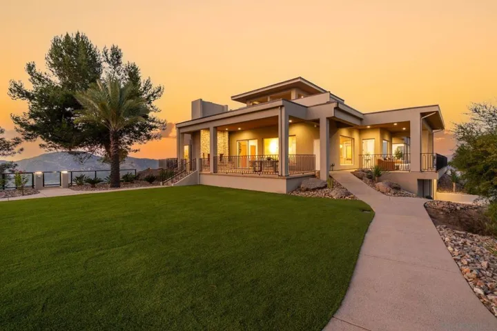 2297 Sunshine Mountain Rd, San Marcos, California 92069