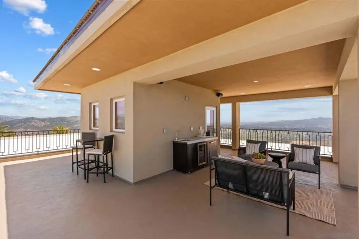 2297 Sunshine Mountain Rd, San Marcos, California 92069