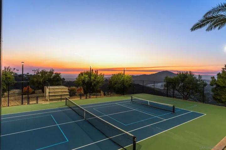 2297 Sunshine Mountain Rd, San Marcos, California 92069