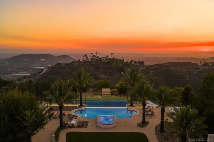 2297 Sunshine Mountain Rd, San Marcos, California 92069