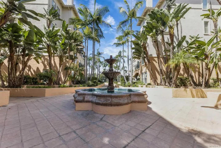 640 Camino De La Reina 1109, San Diego, California 92108
