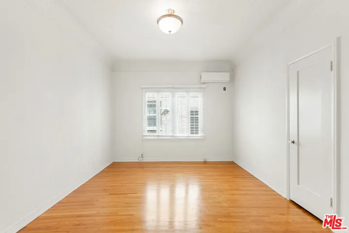 726 S Dunsmuir Avenue, Los Angeles, California 90036