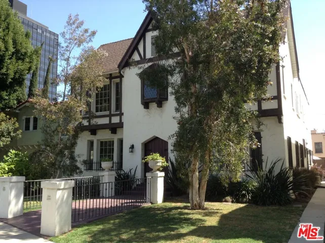 726 S Dunsmuir Avenue, Los Angeles, California 90036