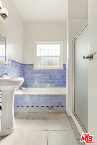 726 S Dunsmuir Avenue, Los Angeles, California 90036