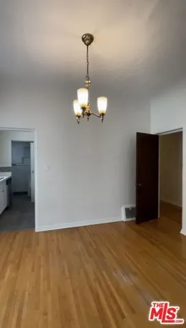 726 S Dunsmuir Avenue, Los Angeles, California 90036