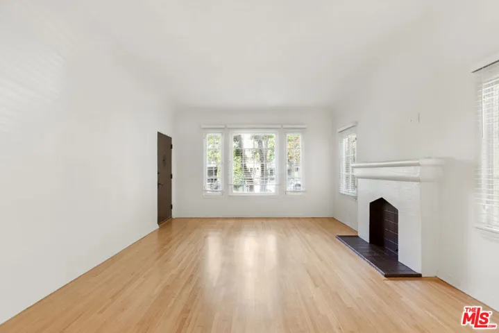 726 S Dunsmuir Avenue, Los Angeles, California 90036
