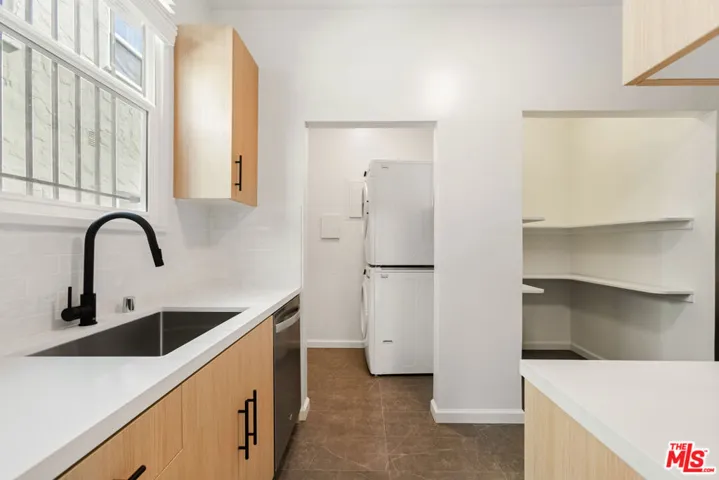 726 S Dunsmuir Avenue, Los Angeles, California 90036