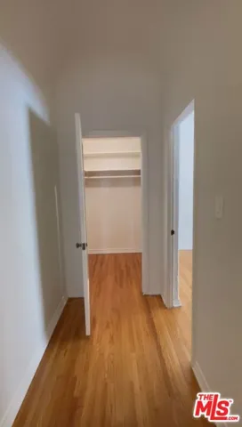 726 S Dunsmuir Avenue, Los Angeles, California 90036