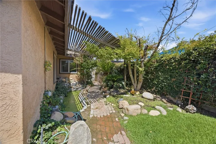704 Winchester Street, Bakersfield, California 93309